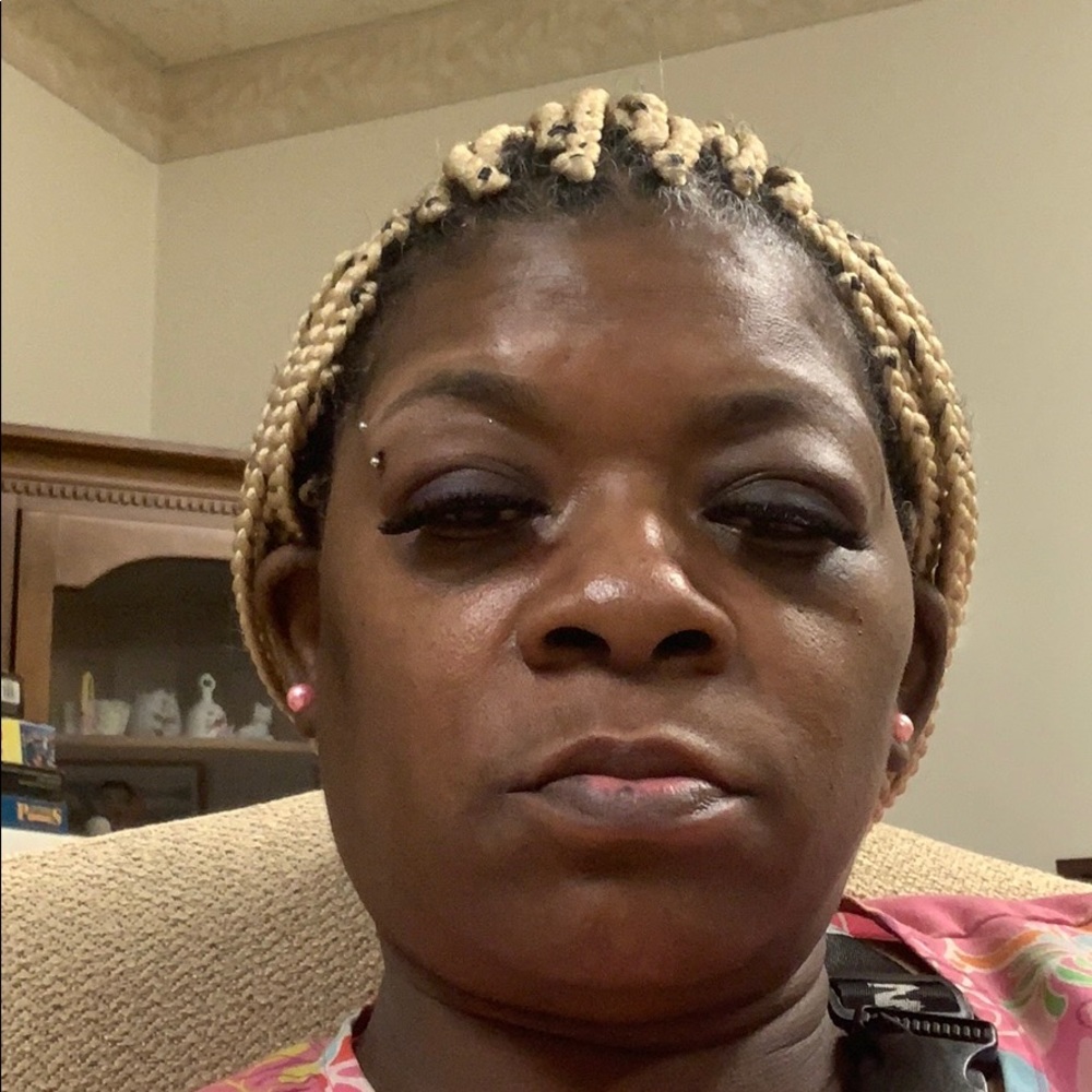 Meet your Posher, Karen